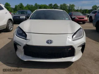 2022 Toyota GR86 with VIN JF1ZNBC13N8754114, listed as a Copart auction lot 57199954 with 20,758 mi miles and Salvage Title. Bid and sale history available at carsss.com. Image 5.