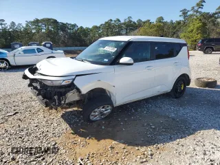 2020 Kia Soul S with VIN KNDJ23AU0L7016034, listed as a Copart auction lot 47012395 with 114,296 mi miles and Salvage Title. Bid and sale history available at carsss.com. Image 1.