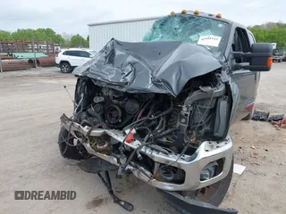 2015 Ford Super Duty F-250 SRW Lariat with VIN 1FT7W2BT4FED12351, listed as a IAAI auction lot 41944143 with 1 mi miles. Bid and sale history available at carsss.com. Image 6.