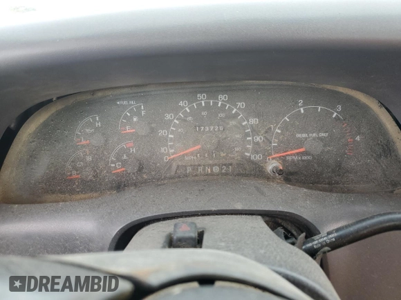 1999 Ford Super Duty F-250 XL with VIN 1FTNF21F7XEA07513, listed as a Copart auction lot 49390225 with 173,726 mi miles and Salvage Title. Bid and sale history available at carsss.com. Image 9.