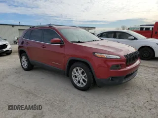 2016 Jeep Cherokee Altitude with VIN 1C4PJLCS2GW233752, listed as a Copart auction lot 50442815 with 140,597 mi miles and Clean Title. Bid and sale history available at carsss.com. Image 4.