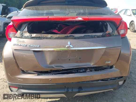 2020 Mitsubishi Eclipse Cross SE z VIN JA4AS5AA3LZ002452, wystawiony jako IAAI lot #42396254 z przebiegiem 125 746 mil mil oraz . Historia ofert i sprzedaży dostępna na DreamBid. Obrazek 6.