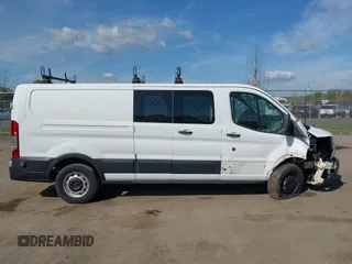 2019 Ford Transit z VIN 1FTYR2ZM1KKA68132, wystawiony jako IAAI lot #42094241 z przebiegiem 154 243 mil mil oraz . Historia ofert i sprzedaży dostępna na DreamBid. Obrazek 13.