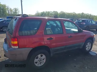 2005 Ford Escape XLS Value с VIN 1FMYU92Z65DA19297, выставлен на аукционе IAAI как лот 42061223 с пробегом 333 813 миль миль и . История ставок и продаж доступна на DreamBid. Изображение 13.