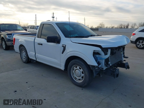 2022 Ford F-150 XL with VIN 1FTMF1C5XNKE03962, listed as a IAAI auction lot 41597950 with 28,296 mi miles. Bid and sale history available at carsss.com. Image 1.