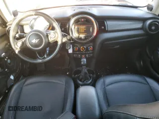 2017 MINI Hardtop Cooper with VIN WMWXP5C51H3C63722, listed as a Copart auction lot 41685295 with 92,207 mi miles and Salvage title. Bid and sale history available at DreamBid. Image 8.