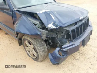 2005 Jeep Grand Cherokee Laredo with VIN 1J4GS48K45C510826, listed as a IAAI auction lot 42100641 with 250,717 mi miles and . Bid and sale history available at DreamBid. Image 6.