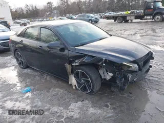 2023 Hyundai Elantra N Line z VIN KMHLR4AF9PU526879, wystawiony jako IAAI lot #41640771 z przebiegiem 51 446 mil mil oraz . Historia ofert i sprzedaży dostępna na DreamBid. Obrazek 1.
