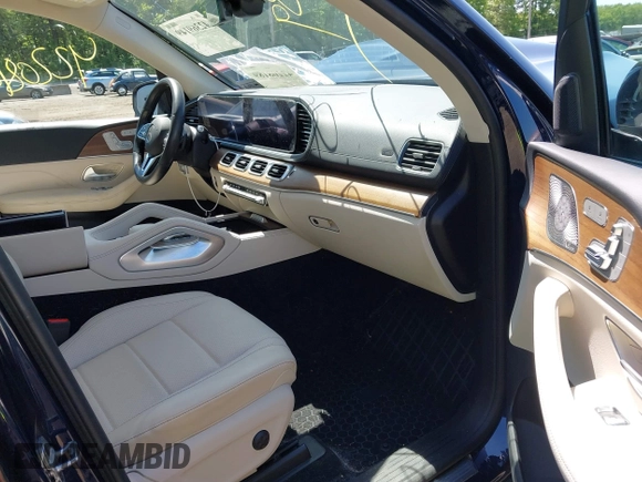 2022 Mercedes-Benz GLS 450 with VIN 4JGFF5KE1NA635210, listed as a IAAI auction lot 42369149 with 27,239 mi miles and . Bid and sale history available at DreamBid. Image 5.