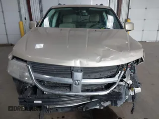 2010 Dodge Journey SXT with VIN 3D4PH5FVXAT180831, listed as a IAAI auction lot 41506328 with 155,482 mi miles. Bid and sale history available at carsss.com. Image 12.