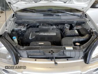 2005 Hyundai Tucson GL with VIN KM8JM12B35U121226, listed as a Copart auction lot 73938804 with 211,162 mi miles and Non Repairable. Bid and sale history available at carsss.com. Image 12.