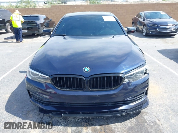 2018 BMW 5 Series 540i с VIN WBAJE5C55JG918407, выставлен на аукционе IAAI как лот 42326980 с пробегом 89 318 миль миль и . История ставок и продаж доступна на DreamBid. Изображение 12.