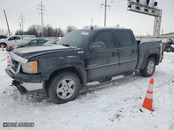 2010 GMC Sierra 1500 SLT with VIN 3GTRKWE37AG180372, listed as a Copart auction lot 87820565 with 367,524 mi miles and Salvage Title. Bid and sale history available at carsss.com. Image 1.