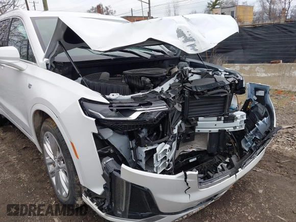 2024 Cadillac XT6 AWD Premium Luxury with VIN 1GYKPDRS5RZ755230, listed as a IAAI auction lot 41219059 with Not Provided miles. Bid and sale history available at carsss.com. Image 17.
