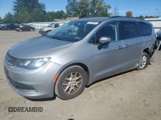 2020 Chrysler Voyager LXI with VIN 2C4RC1DG3LR148195, listed as a Copart auction lot 73799494 with 99,672 mi miles and Salvage Title. Bid and sale history available at carsss.com. Image 1.