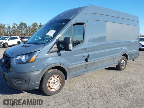 2021 Ford Transit Cargo with VIN 1FTBR3X8XMKA57960, listed as a IAAI auction lot 41842606 with 5,176 mi miles and . Bid and sale history available at DreamBid. Image 18.