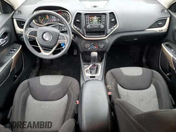 2018 Jeep Cherokee Latitude с VIN 1C4PJLCB3JD573513, выставлен на аукционе Copart как лот 57308025 с пробегом 69 086 миль миль и Списание • Salvage title. История ставок и продаж доступна на DreamBid. Изображение 8.