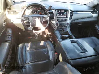 2018 GMC Yukon XL SLT with VIN 1GKS1GKC6JR305624, listed as a Copart auction lot 71157044 with 283,155 mi miles and Salvage Title. Bid and sale history available at carsss.com. Image 8.