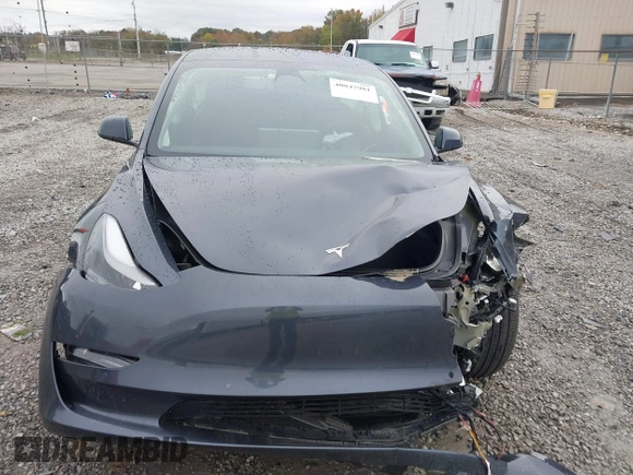 2022 Tesla Model 3 Long Range with VIN 5YJ3E1EB3NF352741, listed as a IAAI auction lot 40847981 with Not Provided miles and . Bid and sale history available at DreamBid. Image 11.