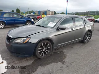 2011 Chrysler 200 S with VIN 1C3BC8FG8BN577534, listed as a IAAI auction lot 39972683 with 203,245 mi miles and . Bid and sale history available at carsss.com. Image 2.