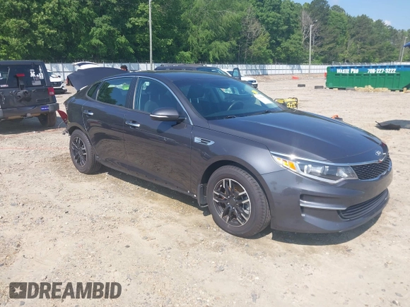 2018 Kia Optima LX z VIN KNAGT4L34J5232346, wystawiony jako IAAI lot #42136524 z przebiegiem 119 977 mil mil oraz . Historia ofert i sprzedaży dostępna na DreamBid. Obrazek 1.