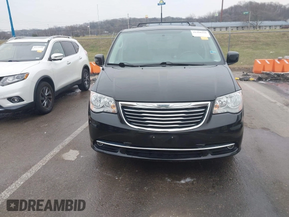 2016 Chrysler Town & Country Touring with VIN 2C4RC1BG9GR292584, listed as a IAAI auction lot 41168218 with 118,967 mi miles. Bid and sale history available at carsss.com. Image 12.