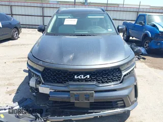 2023 Kia Sorento SX z VIN 5XYRK4LF3PG242259, wystawiony jako IAAI lot #41970398 z przebiegiem 31 293 mil mil oraz . Historia ofert i sprzedaży dostępna na DreamBid. Obrazek 12.