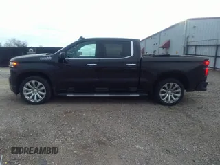 2020 Chevrolet Silverado 1500 High Country with VIN 3GCUYHET8LG273151, listed as a IAAI auction lot 41358870 with 121,265 mi miles. Bid and sale history available at carsss.com. Image 14.