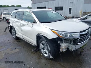 2015 Toyota Highlander Limited with VIN 5TDDKRFH9FS087724, listed as a IAAI auction lot 42088891 with 56,769 mi miles and . Bid and sale history available at DreamBid. Image 1.