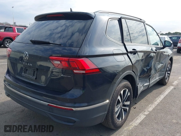 2024 Volkswagen Tiguan S with VIN 3VVFB7AX2RM116756, listed as a IAAI auction lot 41780253 with 9,743 mi miles and . Bid and sale history available at DreamBid. Image 4.