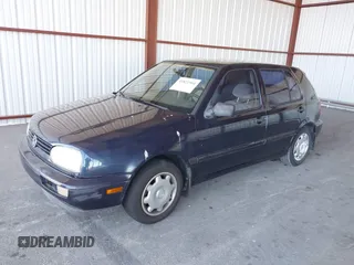 1997 Volkswagen Golf z VIN 3VWFA81H3VM089008, wystawiony jako IAAI lot #41821504 z przebiegiem 118 715 mil mil oraz . Historia ofert i sprzedaży dostępna na DreamBid. Obrazek 2.