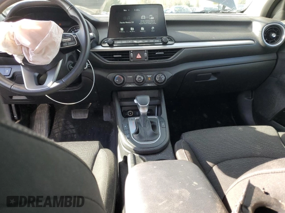 2021 Kia Forte FE with VIN 3KPF24ADXME383441, listed as a Copart auction lot 76124874 with 72,941 mi miles and Salvage Title. Bid and sale history available at carsss.com. Image 8.