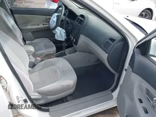2009 Kia Spectra EX z VIN KNAFE221195608345, wystawiony jako IAAI lot #41950015 z przebiegiem 173 645 mil mil oraz . Historia ofert i sprzedaży dostępna na DreamBid. Obrazek 5.
