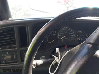 2001 Chevrolet Silverado 1500 LT with VIN 2GCEC19T811396197, listed as a IAAI auction lot 41831350 with 1 mi miles. Bid and sale history available at carsss.com. Image 7.