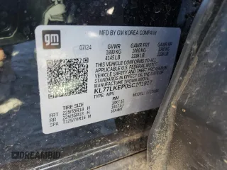 2025 Chevrolet Trax ACTIV with VIN KL77LKEP0SC101917, listed as a Copart auction lot 50033285 with 9,597 mi miles and Salvage Title. Bid and sale history available at carsss.com. Image 13.