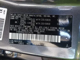 2024 Toyota Highlander LE z VIN 5TDKDRAH7RS534256, wystawiony jako IAAI lot #41609608 z przebiegiem 6 255 mil mil oraz . Historia ofert i sprzedaży dostępna na DreamBid. Obrazek 9.