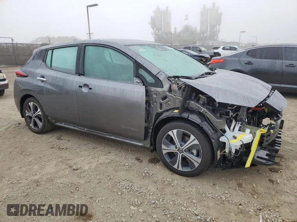2019 Nissan LEAF SV z VIN 1N4AZ1CP1KC306656, wystawiony jako Copart lot #83686454 z przebiegiem 50 199 mil mil oraz Szkoda całkowita • Salvage title. Historia ofert i sprzedaży dostępna na DreamBid. Obrazek 4.