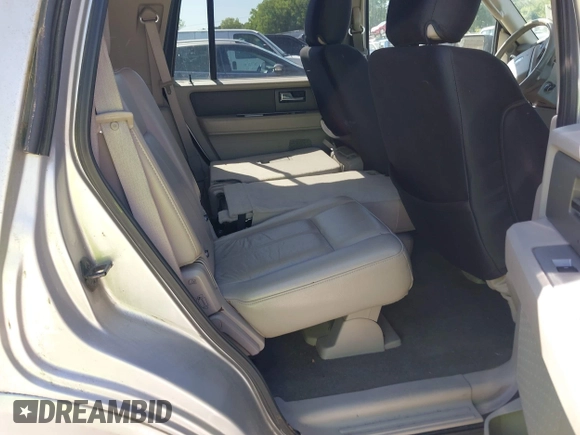 2012 Ford Expedition XLT with VIN 1FMJU1H57CEF41435, listed as a IAAI auction lot 42134603 with 278,601 mi miles and . Bid and sale history available at DreamBid. Image 8.