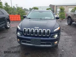 2014 Jeep Cherokee Limited with VIN 1C4PJMDS0EW277301, listed as a IAAI auction lot 42357034 with 61,825 mi miles and . Bid and sale history available at DreamBid. Image 12.