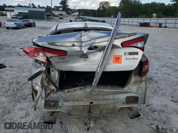 2012 Kia Optima EX z VIN 5XXGN4A75CG083916, wystawiony jako Copart lot #54954205 z przebiegiem 253 854 mil mil oraz Szkoda całkowita • Salvage title. Historia ofert i sprzedaży dostępna na DreamBid. Obrazek 6.