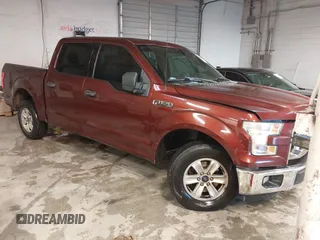 2015 Ford F-150 XLT with VIN 1FTEW1C84FKD05672, listed as a IAAI auction lot 41366154 with 119,504 mi miles and . Bid and sale history available at carsss.com. Image 1.