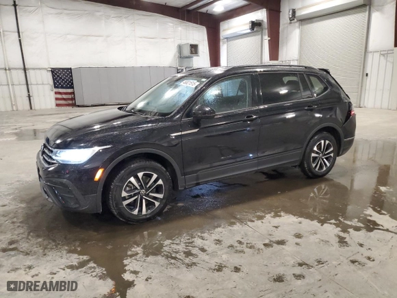 2024 Volkswagen Tiguan S with VIN 3VVFB7AX3RM047267, listed as a Copart auction lot 46821515 with 28,858 mi miles and Salvage Title. Bid and sale history available at carsss.com. Image 1.