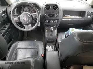 2016 Jeep Patriot High Altitude z VIN 1C4NJRFB7GD744956, wystawiony jako Copart lot #53934565 z przebiegiem 73 766 mil mil oraz Szkoda całkowita • Salvage title. Historia ofert i sprzedaży dostępna na DreamBid. Obrazek 8.