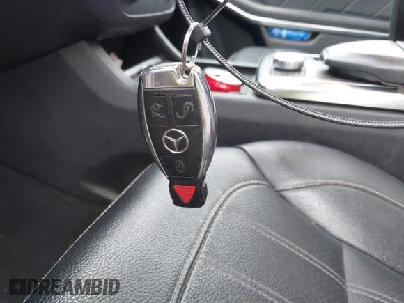 2014 Mercedes-Benz GL 450 with VIN 4JGDF7CE5EA408944, listed as a IAAI auction lot 42397384 with 182,106 mi miles and . Bid and sale history available at DreamBid. Image 11.