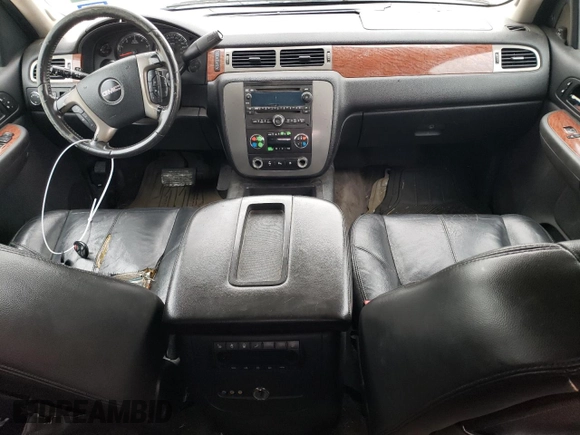 2008 GMC Yukon XL SLT with VIN 1GKFC16JX8R233855, listed as a Copart auction lot 83918164 with 322,009 mi miles and Salvage Title. Bid and sale history available at carsss.com. Image 8.