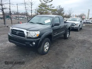2006 Toyota Tacoma PreRunner z VIN 5TETU62N76Z314606, wystawiony jako IAAI lot #41909636 z przebiegiem 119 769 mil mil oraz . Historia ofert i sprzedaży dostępna na DreamBid. Obrazek 17.
