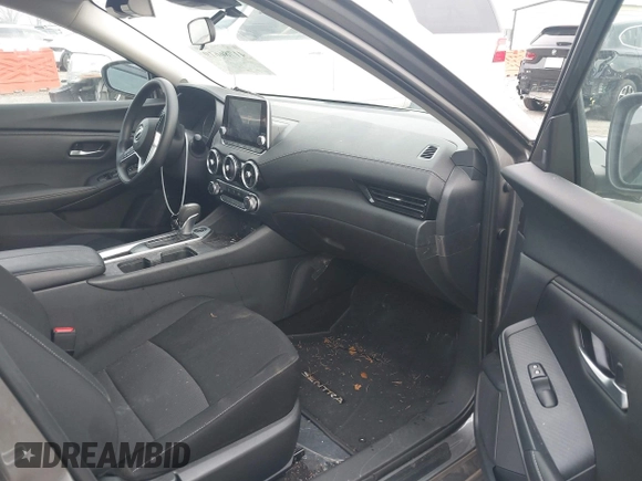 2024 Nissan Sentra SV z VIN 3N1AB8CV4RY222342, wystawiony jako IAAI lot #41786619 z przebiegiem 32 968 mil mil oraz . Historia ofert i sprzedaży dostępna na DreamBid. Obrazek 5.