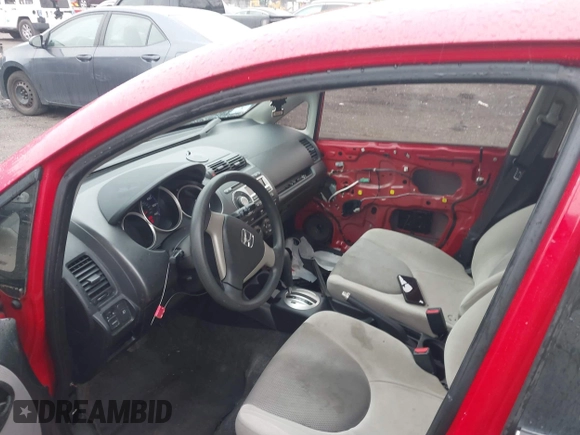 2007 Honda Fit с VIN JHMGD38497S045303, выставлен на аукционе IAAI как лот 42225334 с пробегом 199 886 миль миль и . История ставок и продаж доступна на DreamBid. Изображение 5.