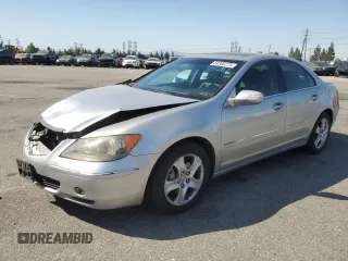 2006 Acura RL z VIN JH4KB16576C003429, wystawiony jako Copart lot #59380275 z przebiegiem 158 762 mil mil oraz Szkoda całkowita • Salvage title. Historia ofert i sprzedaży dostępna na DreamBid. Obrazek 1.