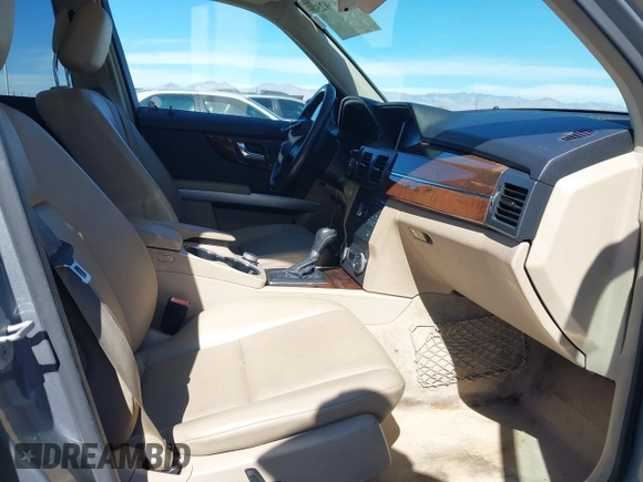 2010 Mercedes-Benz GLK 350 with VIN WDCGG5GB2AF467122, listed as a IAAI auction lot 41645425 with 167,220 mi miles and . Bid and sale history available at DreamBid. Image 5.